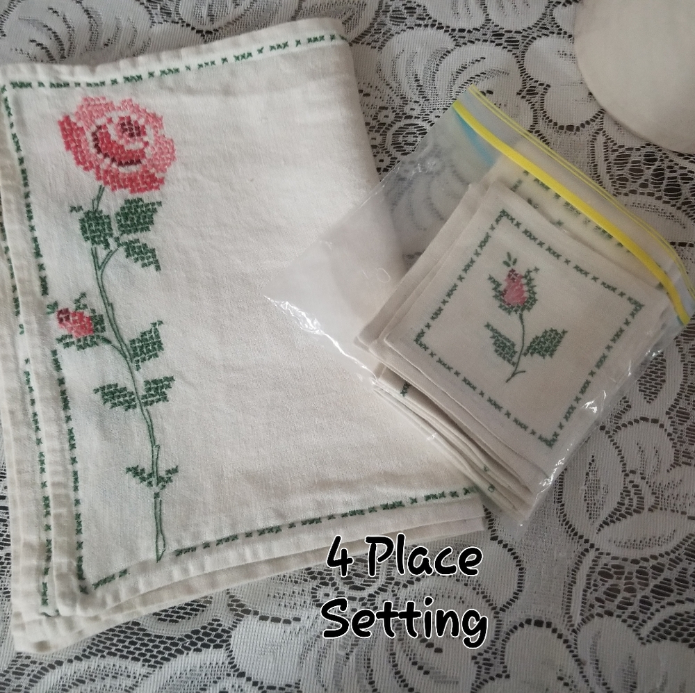 Vintage Rose Design Tea placemat set